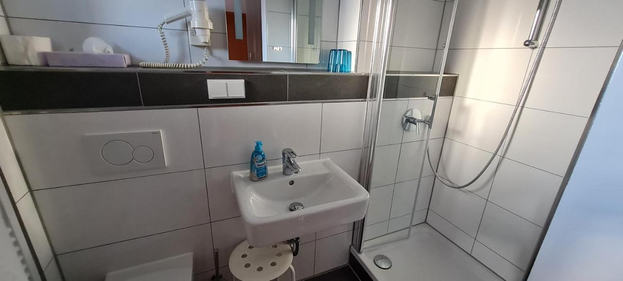 Zum Weissen Roessl Hotell Kallmünz Eksteriør bilde